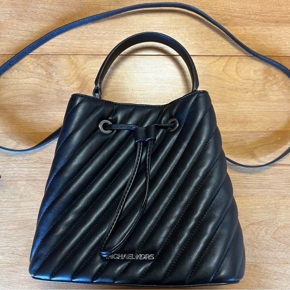 Michael Kors Suri Small Quilted Crossbody Bag - Picture 2 of 5